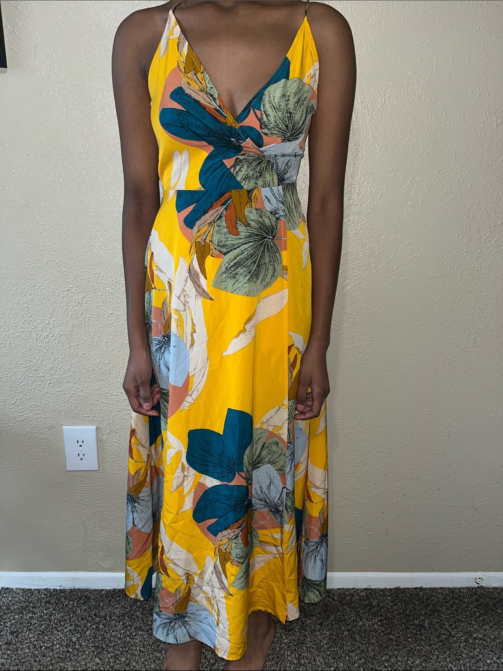 Women’s Yellow Floral Maxi Dress with V-Neck